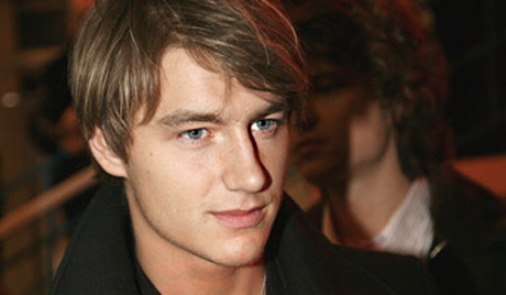 Русија на Евровизији 2011: Алексеј Воробјов или Alex Sparrow