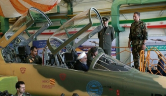 РТ: Иран представио први борбени авион домаће производње