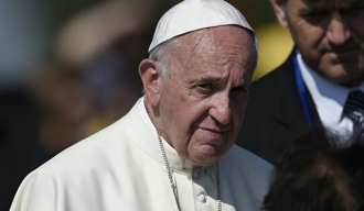Папа: ЕУ ризикује да се уруши ако не усагласи начин за помоћ земљама блока