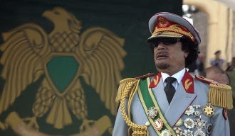 РТ: Кина би могла успети што Гадафи није - избацити долар у трговини нафтом