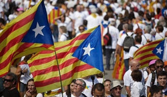 Каталонски парламент одбацио пресуду Врховног суда којом се са јавних функција суспендује Пуџдемон