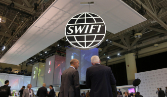 РТ: Чин рата? Украјина тражи од ЕУ да размотри искључење Русије из система SWIFT