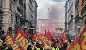 РТ: Хиљаде људи протествовало у Риму против наоружавања Украјине