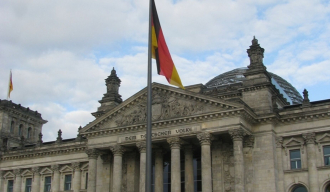 Немачки министар одбране затражила од канцелара Шолца да је разреши дужности