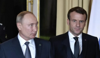 Париз: Макрон позива Путина углавном на захтев Зеленског