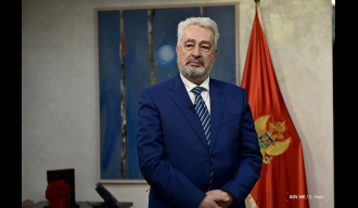 Кривокапић: Господине Мандићу, није српски народ Ваша прћија