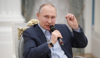 РТ: „Они су бубе и смрвићемо их!“: Путин упутио оштро упозорење  активистима и криминалцима који искориштавају децу на интернету
