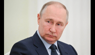 Руски званичници би требало да се возе у аутомобилима домаће производње – Путин