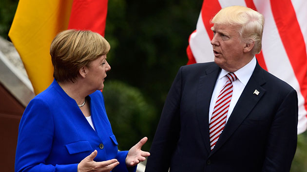 Меркелова и Трамп разговарали о међународним питањима