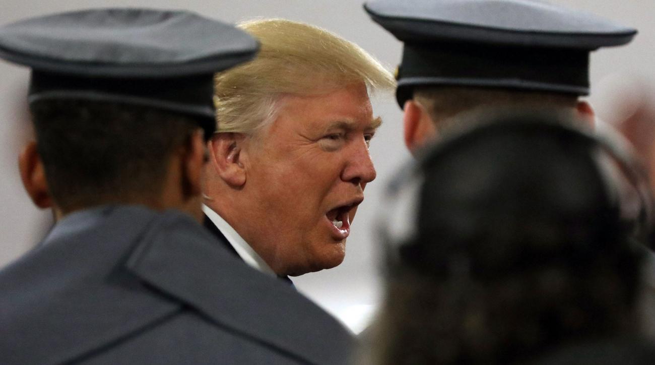 Трамп: САД више неће користити своје војнике за изграђивање демократије по свету