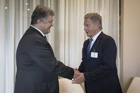 Порошенко и Нинисте разговарали о евентуалном распоређивању мировне мисије УН у Донбасу