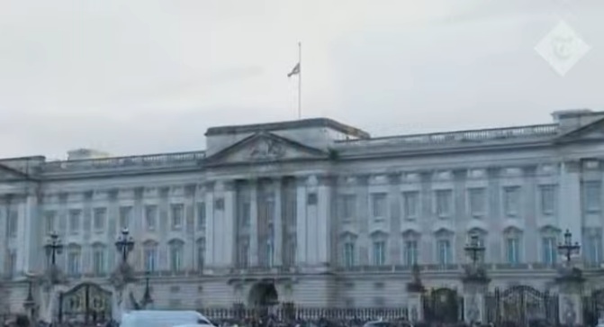 Умрла Елизабета II