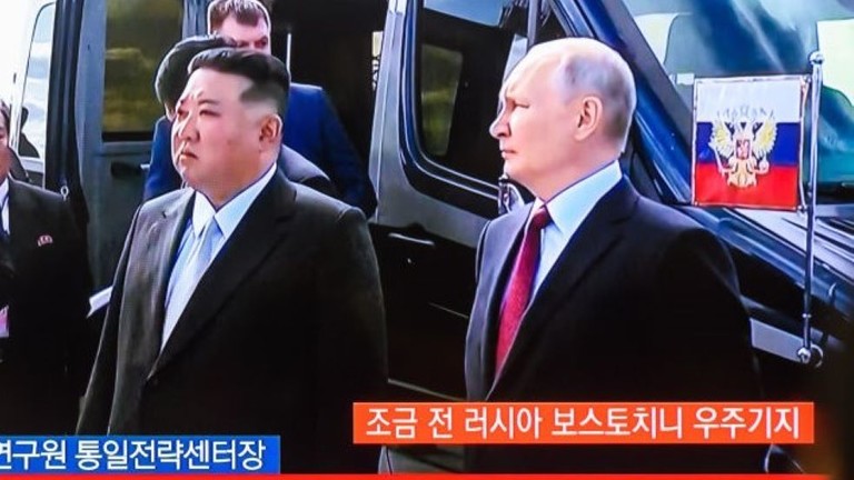 RT: Bajden strahuje od „oktobarskog iznenađenja“ Rusije i Severne Koreje – mediji