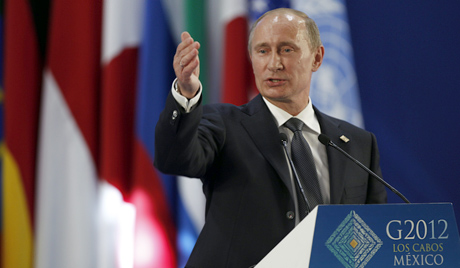 Путин упозорио да ће Русија одговорити на „закон Магнитског“