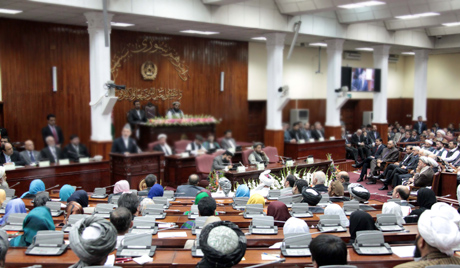 Парламент Авганистана заменио министре унутрашњих послова и одбране