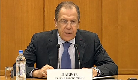 Лавров: проблем Ирана се може решити само мирним средствима