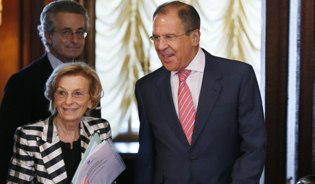Lavrov: Ne treba podržavati ni jednu od strana u Siriji