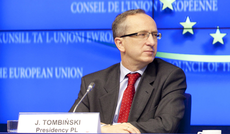 Амбасадор ЕУ у Украјини апеловао на демонстранте