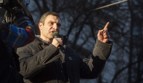 Кличко тражи консултације са Русијом