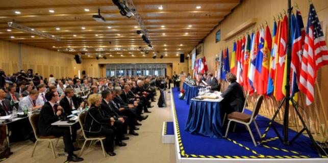 Парламентарна скупштина НАТО-а прекида сарадњу са Русијом