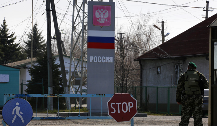 Руски новинари нису пуштени у Украјину због пара