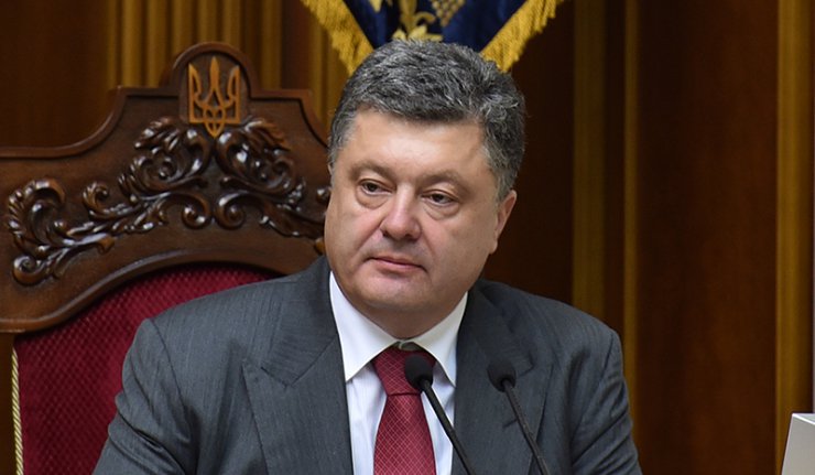 Оланд и Меркелова разговарали са Порошенком