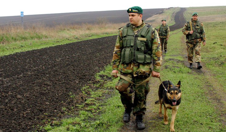 Украјина ризикује да се нађе између два „зида“