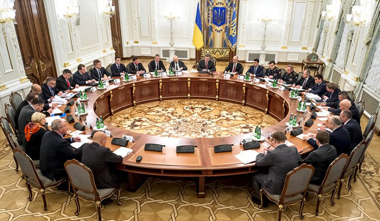 Порошенко спреман да одреди нови датум избора у Донбасу