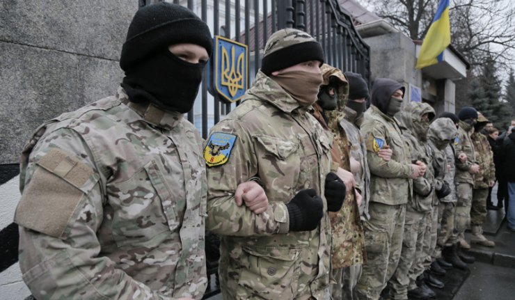 Борци добровољачких батаљона траже оставку Порошенка