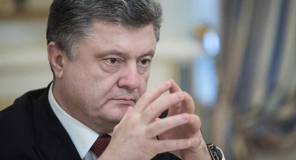 Порошенко потписао закон за увођење санкција Русији