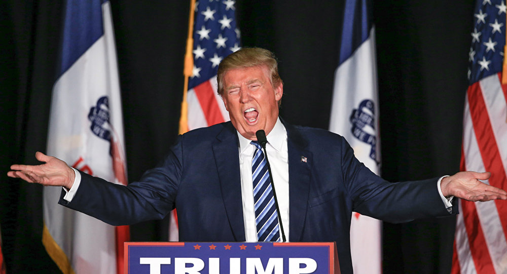 Трамп поново назвао Путина „јаким лидером“