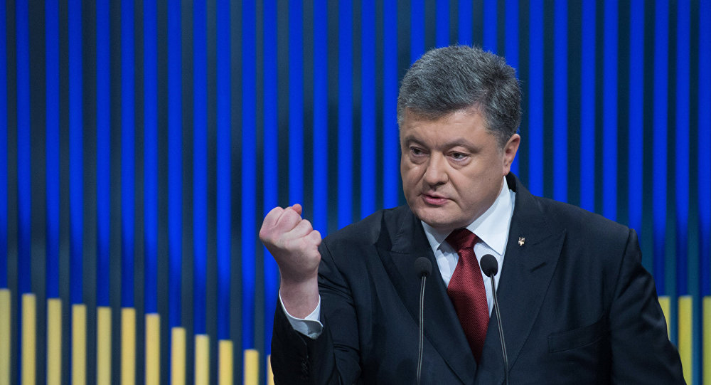 Порошенко прети да ће распустити парламент