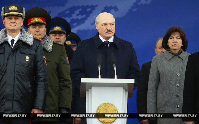 Лукашенко: Свет је сишао с ума и данас не сме бити илузија