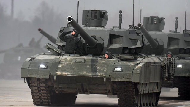 Рогозин: Серијска производња новог тенка „Армата“ могла би да почне 2019. године