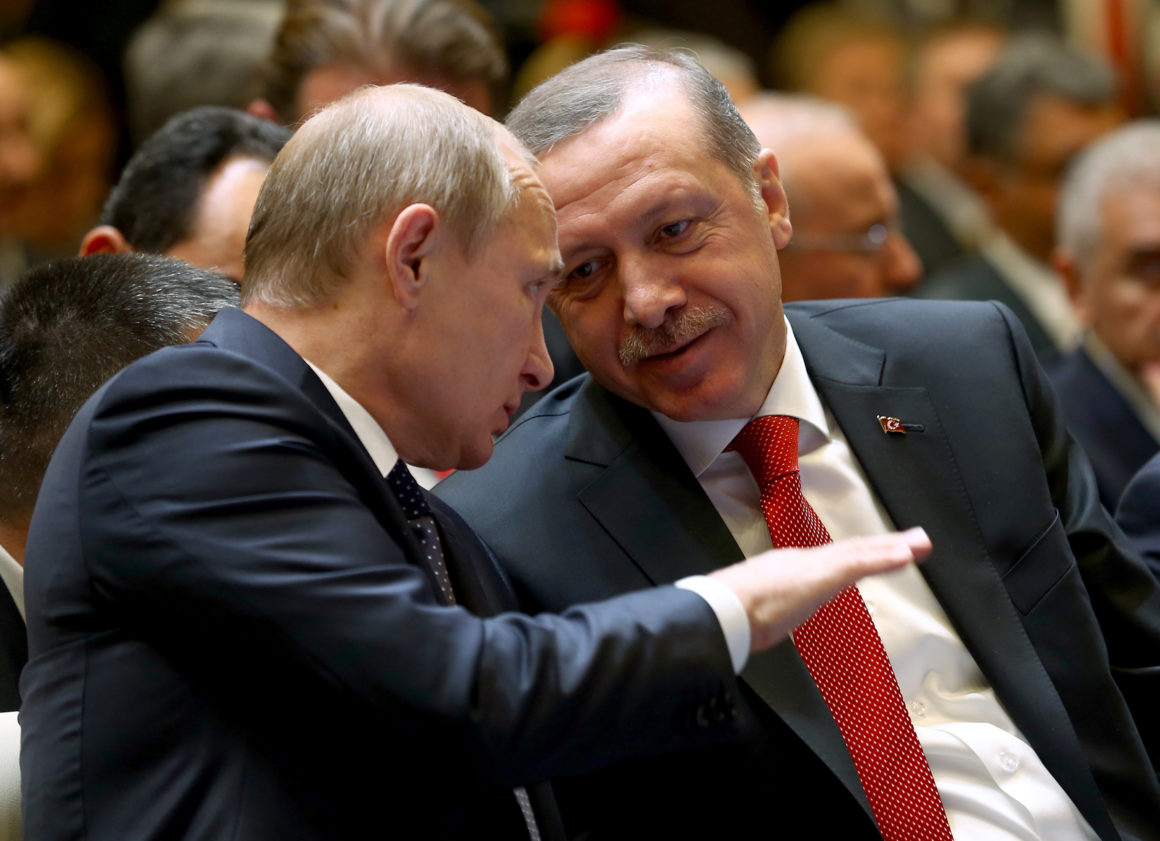Путин разговарао с Ердоганом о ситуацији у Сирији