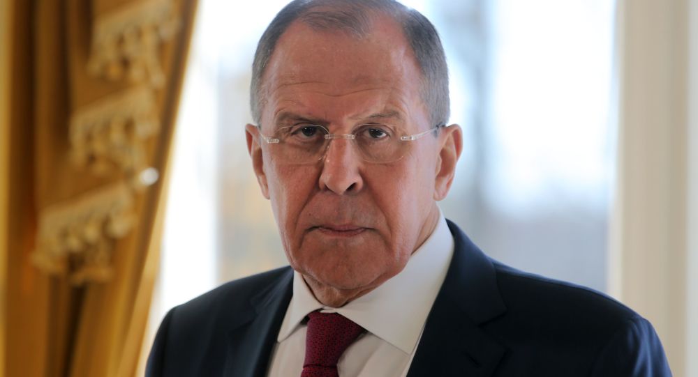 Лавров: Предлажем да седнемо са картама на столу да видимо какве су чије снаге и средства у Европи