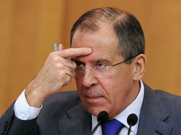 Лавров: Апсурдно што ЕУ повезује нормализацију односа са Русијом и Миснки споразум