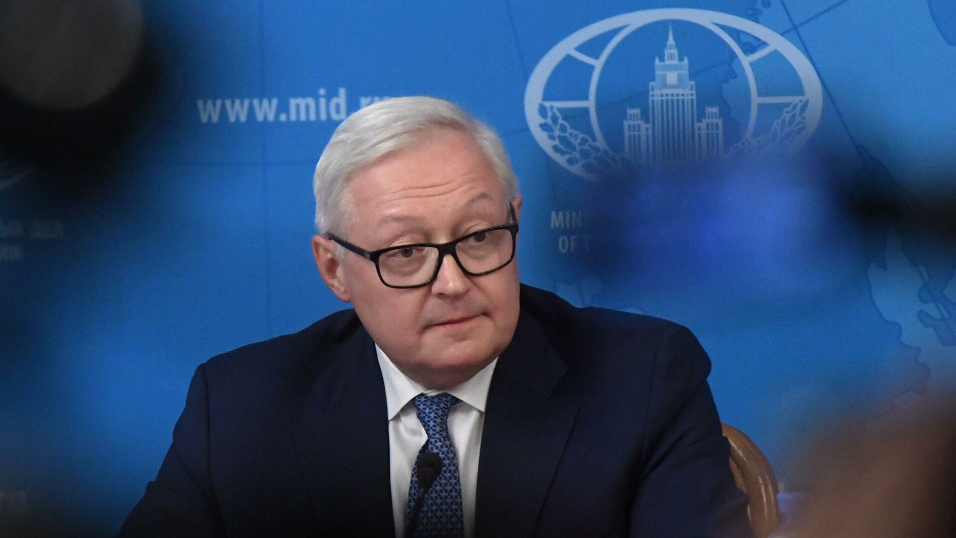 Рјабков: Одлука САД-а да се не врате Уговору о отвореном небу погоршава позадину предстојећег самита Путина и Бајдена