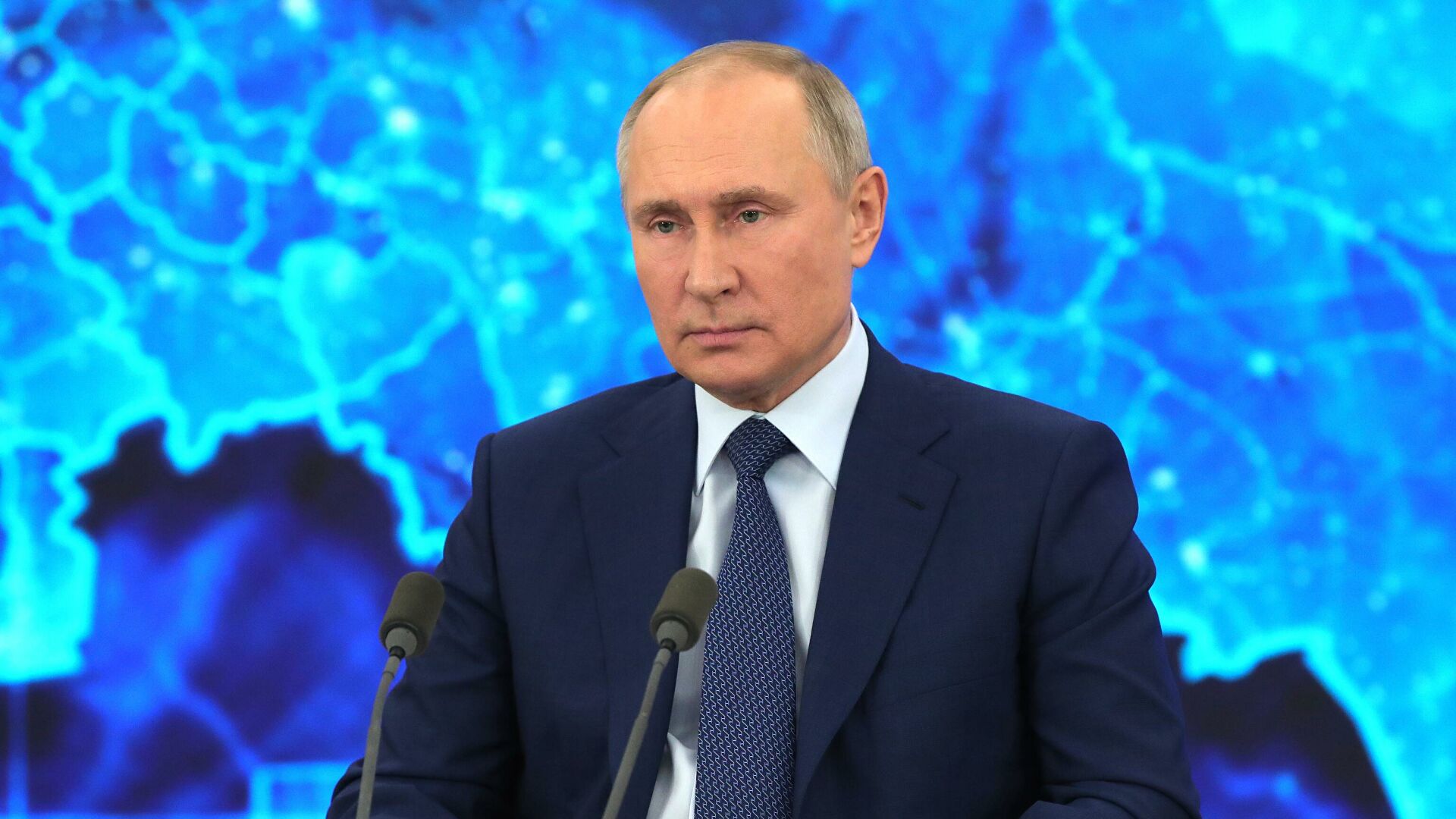 „Избор новог састава Државне думе најважнији догађај у животу нашег друштва и земље“: Путин позвао грађане да гласају