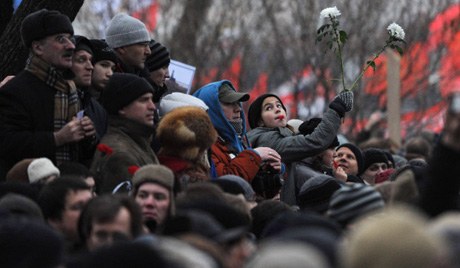 Избори, митинзи и демократија