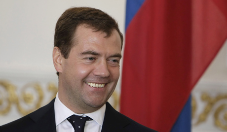 Медведев контролише изградњу кућа за настрадале у пожарима