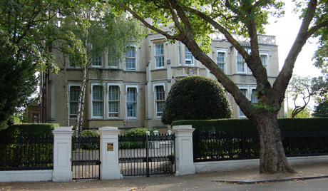 Ambasada Rusije u Londonu će komentarisati okolnosti smrti Berezovskog