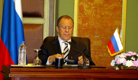 Лавров: Запад наставља нескривени притисак на Украјину