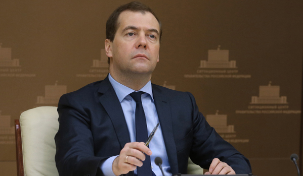 Medvedev: Kijevske vlasti moraju da zaustave ubijanje svojih građana