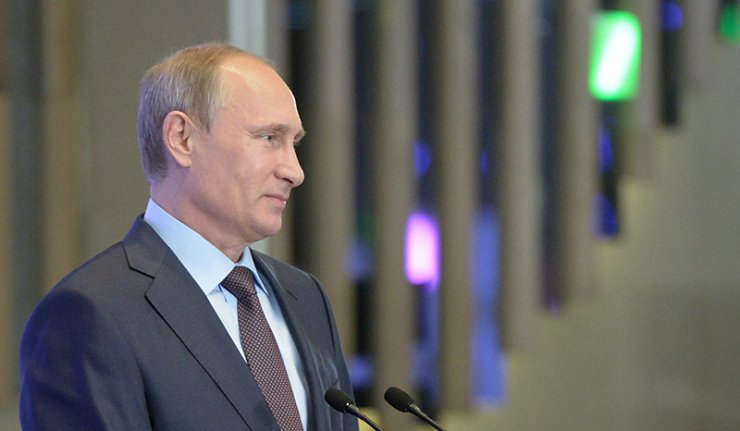 Путин: Ембарго на западне производе је законит и користан за Русију корак