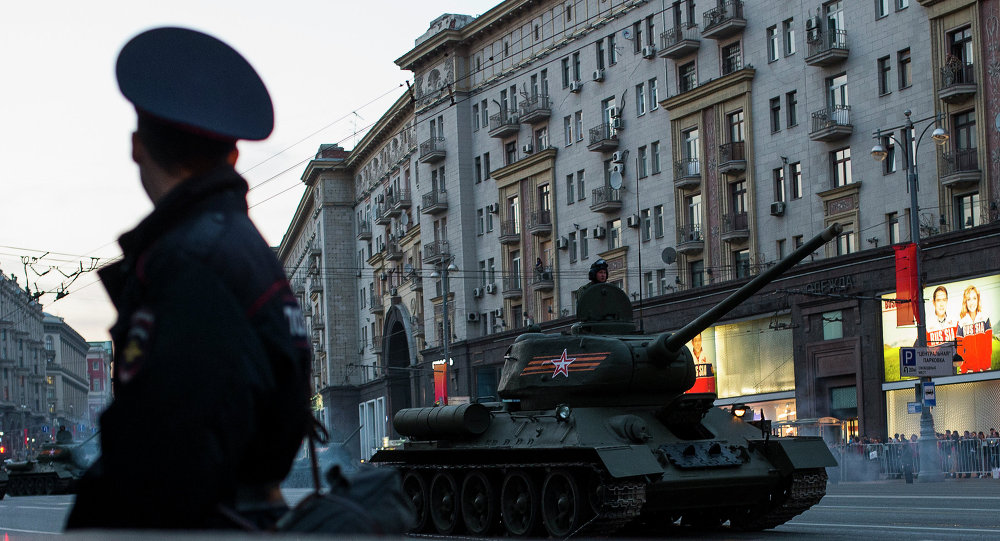 Москва: Пољска заборaвља да ју је Русија ослободила од нациста Опширније: http://rs.sputniknews.com/rusija/20150504/1664580.html#ixzz3Z9nTBzxu