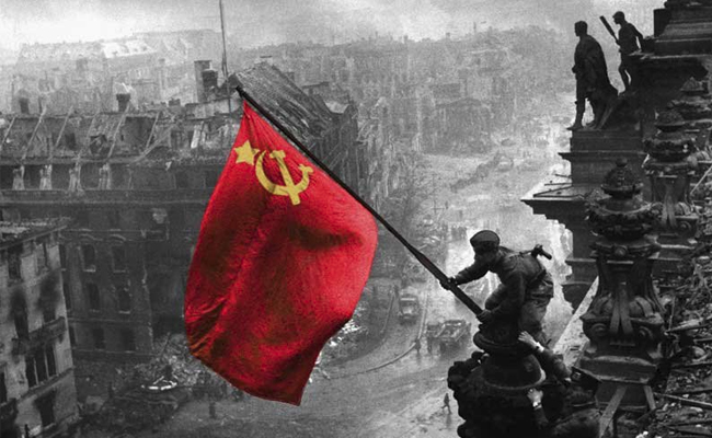 Русија: Брисел покушава да изједначи нацистичку Немачку и Совјетски Савез