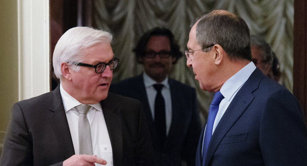 Лавров и Штајнмајер задовољни због мира на истоку Украјине