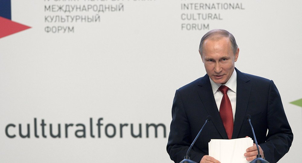 Путин: Прекинути све канале финансирања ДАЕШ-а