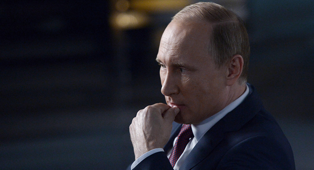 Путин: Русија не маше репом и не мења ставове